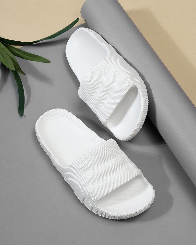 KIA 07 WHITE FOR HIM