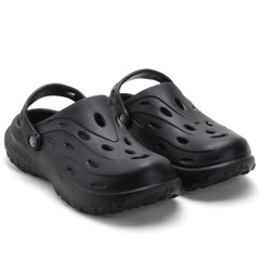 MidnightGrip Black Comfort Clogs