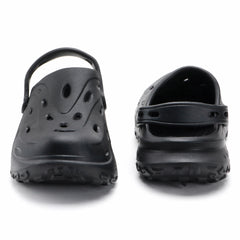 MidnightGrip Black Comfort Clogs